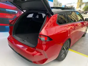 Opel Astra Sports Tourer Electric - Salone di Monaco 2023