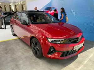 Opel Astra Sports Tourer Electric - Salone di Monaco 2023