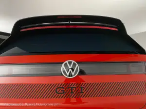 Volkswagen ID. GTI Concept - Foto dal vivo - 12