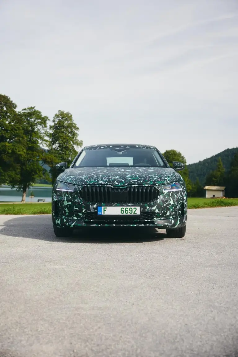 Skoda Superb 2024 berlina - 31