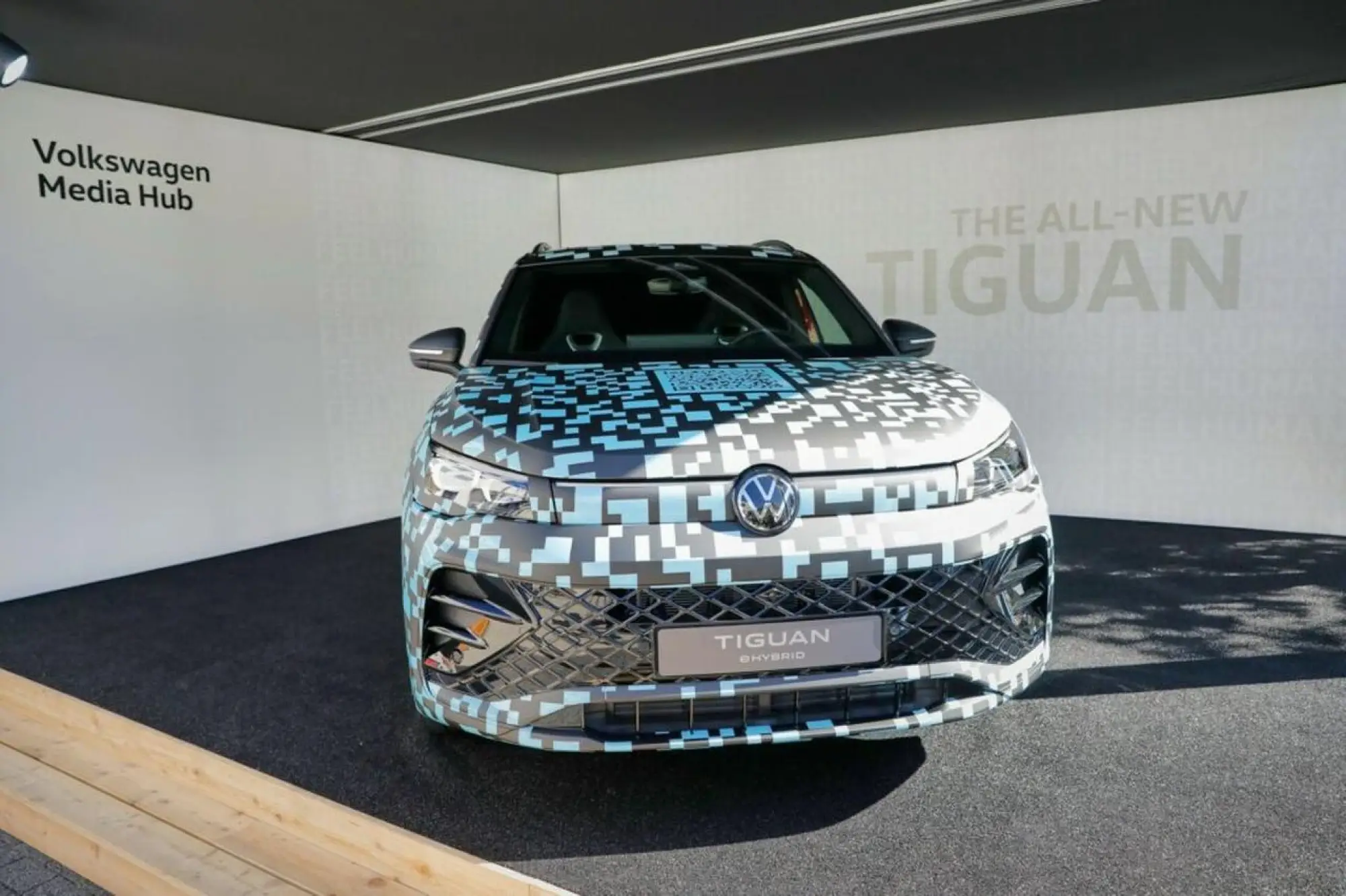 Volkswagen Tiguan 2024 prototipo foto live - 11