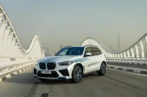 BMW iX5 Hydrogen test Medio Oriente