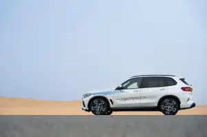 BMW iX5 Hydrogen test Medio Oriente - 24