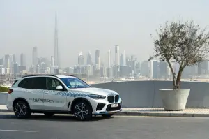 BMW iX5 Hydrogen test Medio Oriente