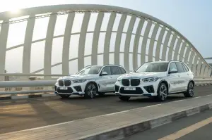 BMW iX5 Hydrogen test Medio Oriente