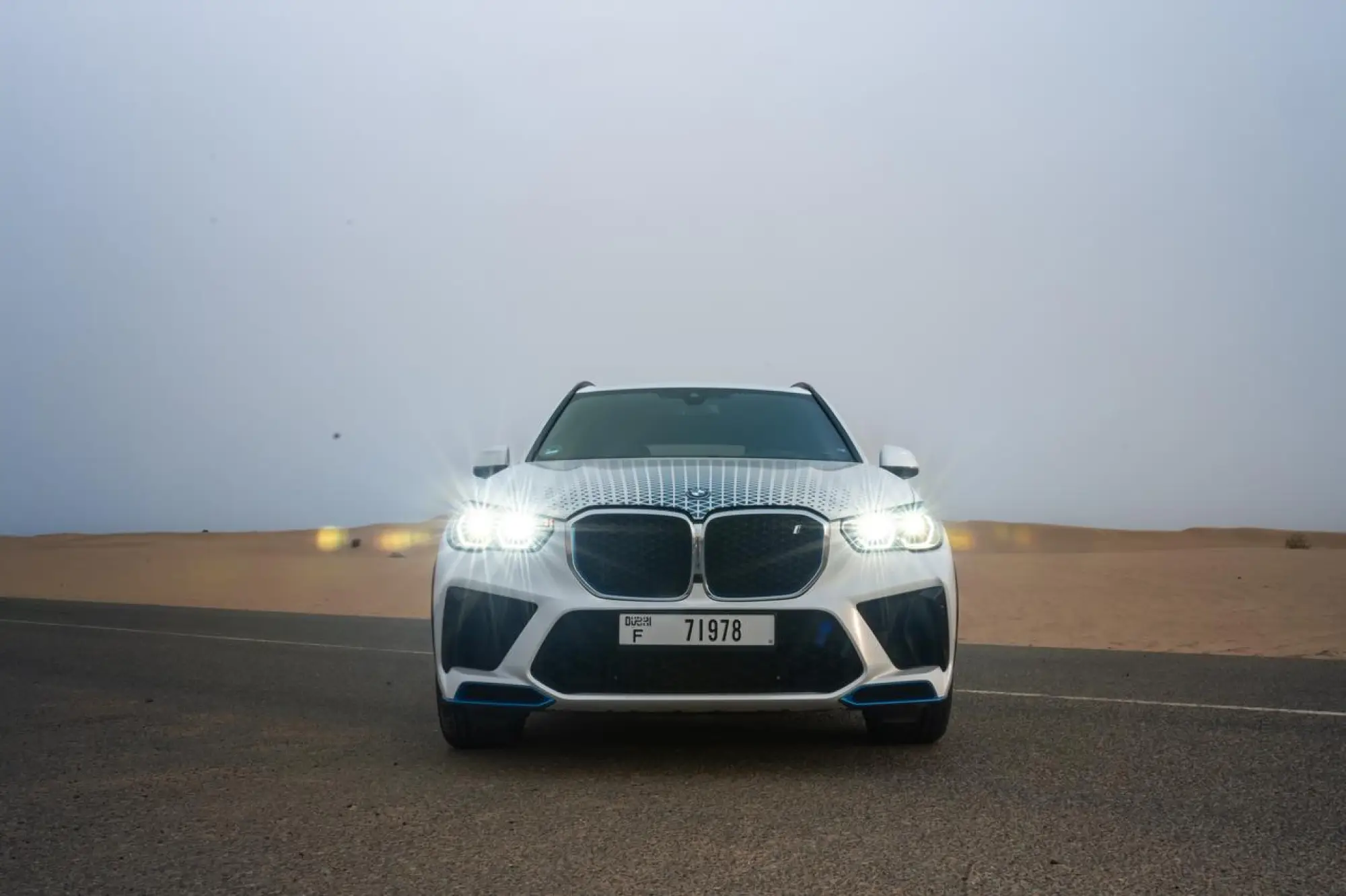 BMW iX5 Hydrogen test Medio Oriente - 30
