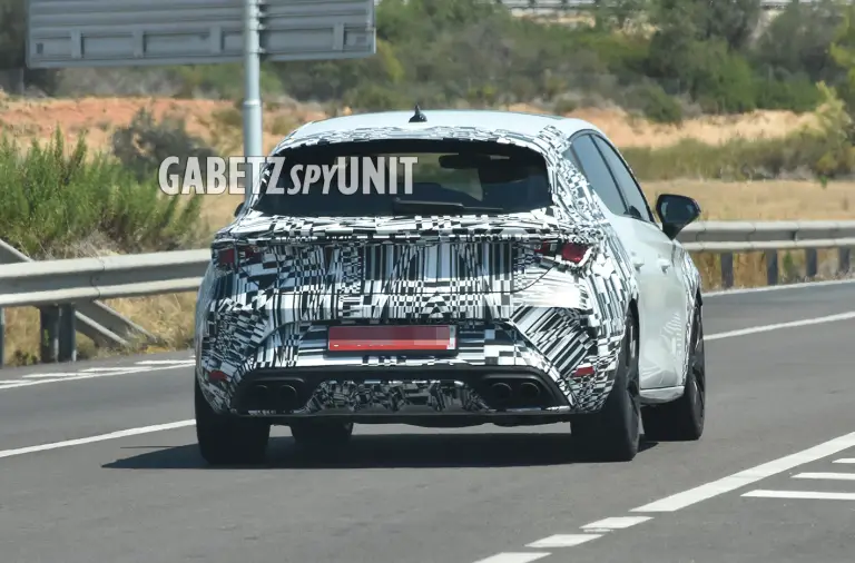 Cupra Leon 2024 - Foto spia - 5