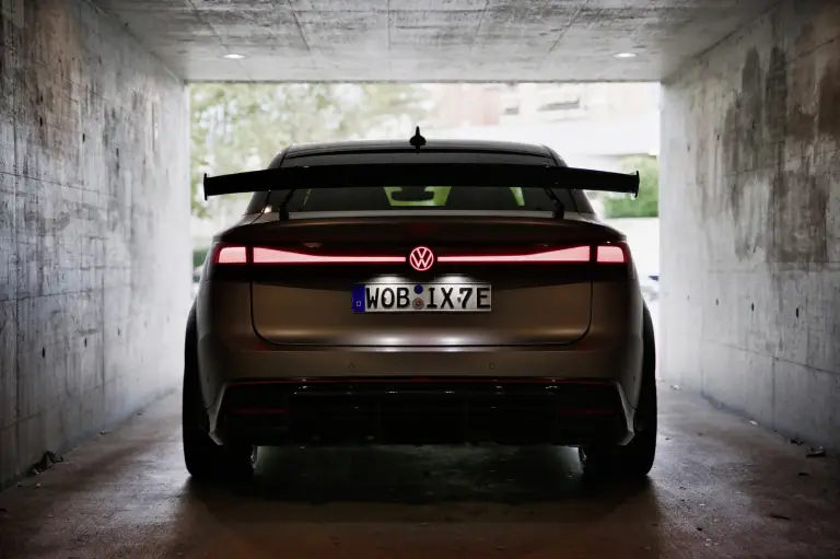 Volkswagen ID X Performance Concept - 6