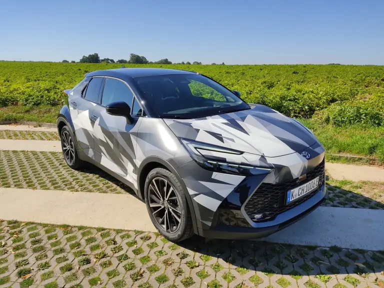 Toyota C-HR PHEV - Prova Bruxelles - 13