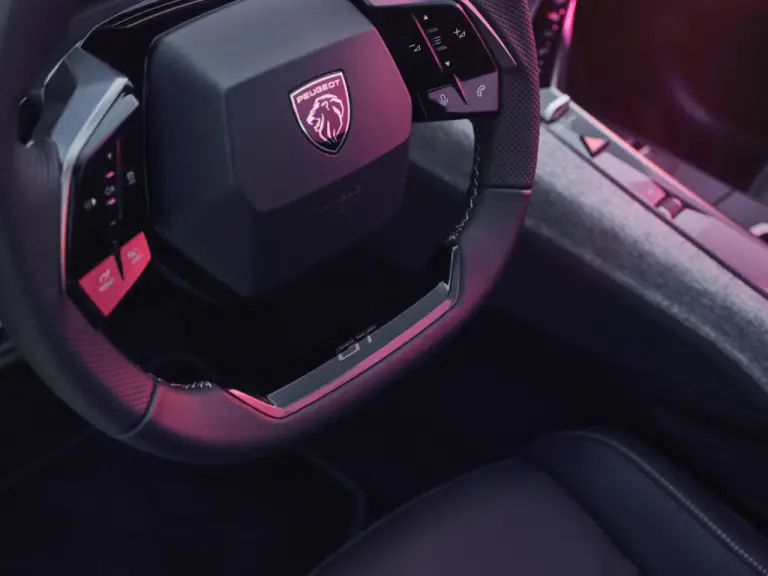 Peugeot e-3008 2024 - 23