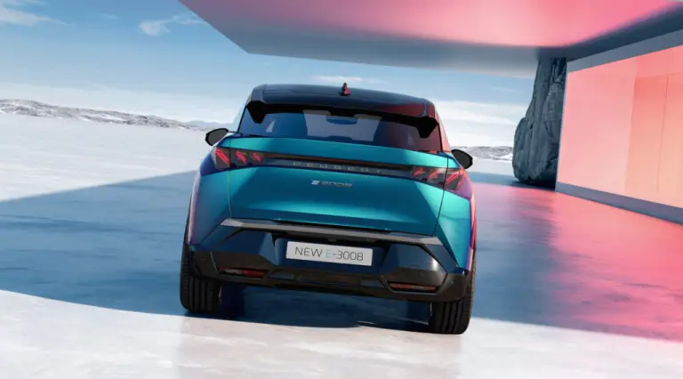 Peugeot e-3008 2024 - 41