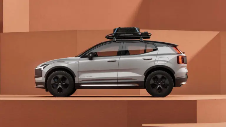 Volvo EX30 Cross Country - 9