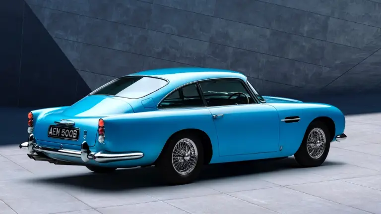 Aston Martin DB5 - 60 anni - 11