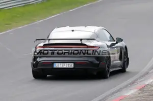 Porsche Taycan GT - Foto spia 14-9-2023