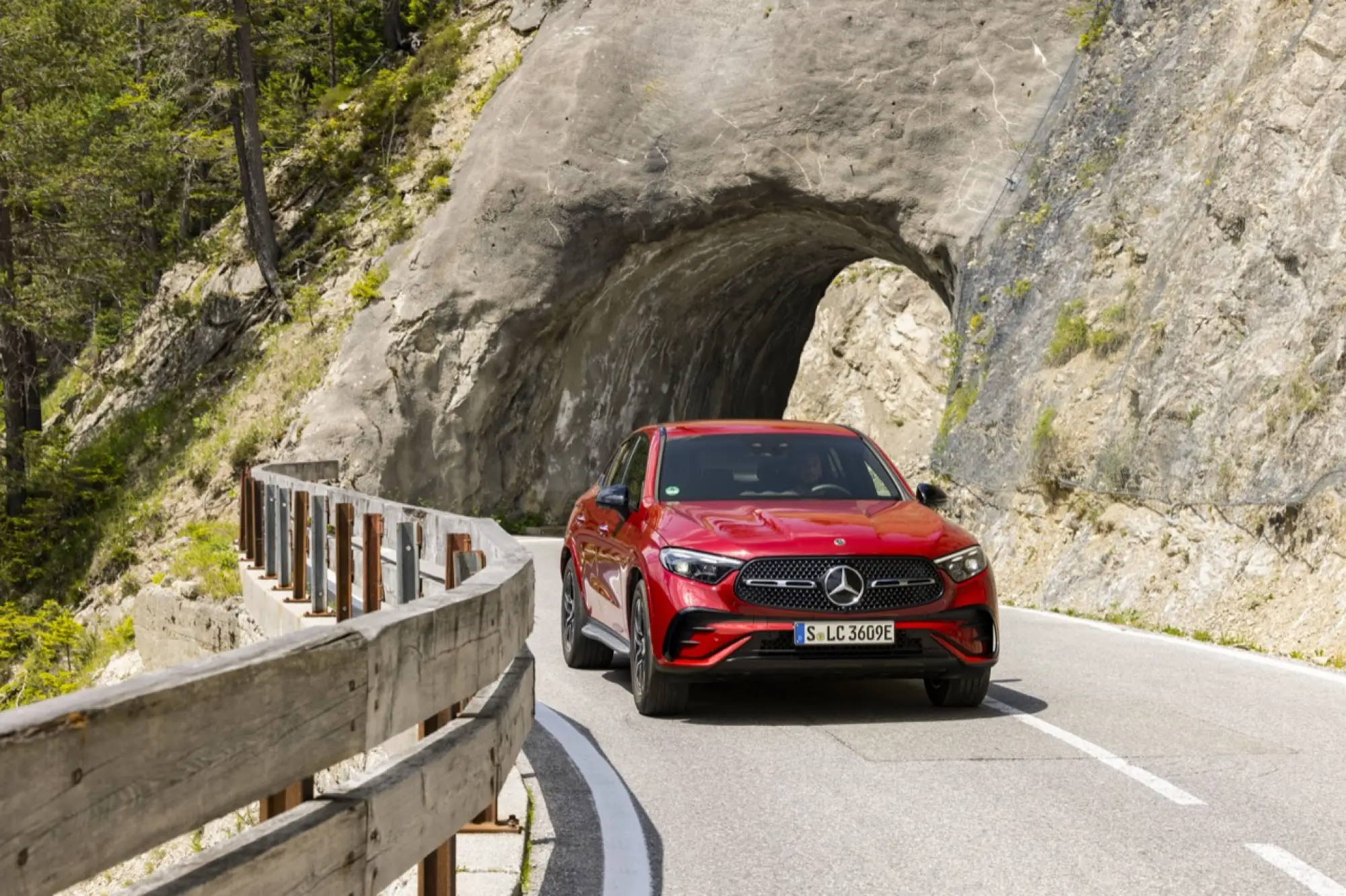 Mercedes GLC Coupe 2023 - Foto ufficiali - 97