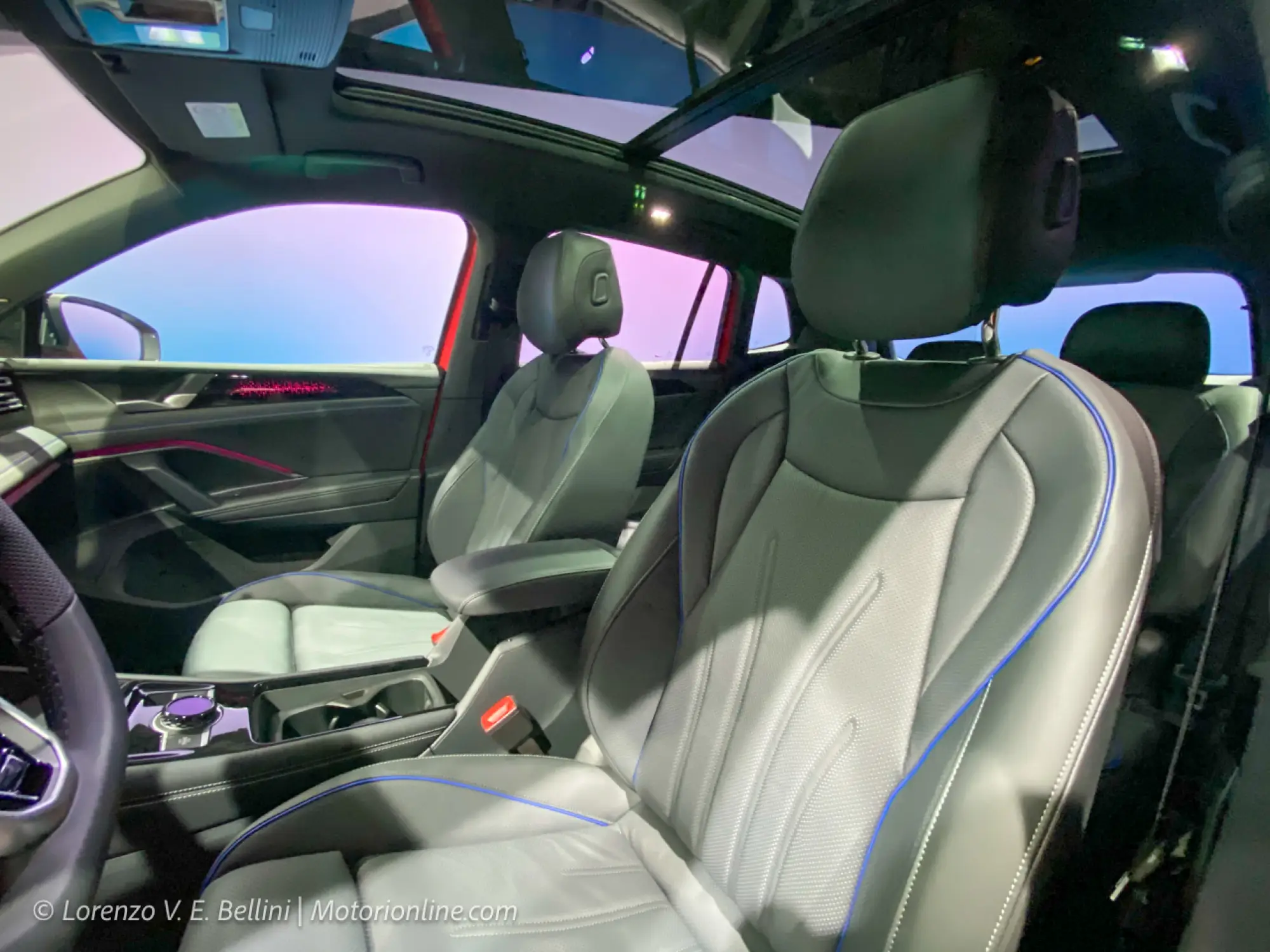 Nuova Volkswagen Tiguan 2024 - Foto dal vivo - 18
