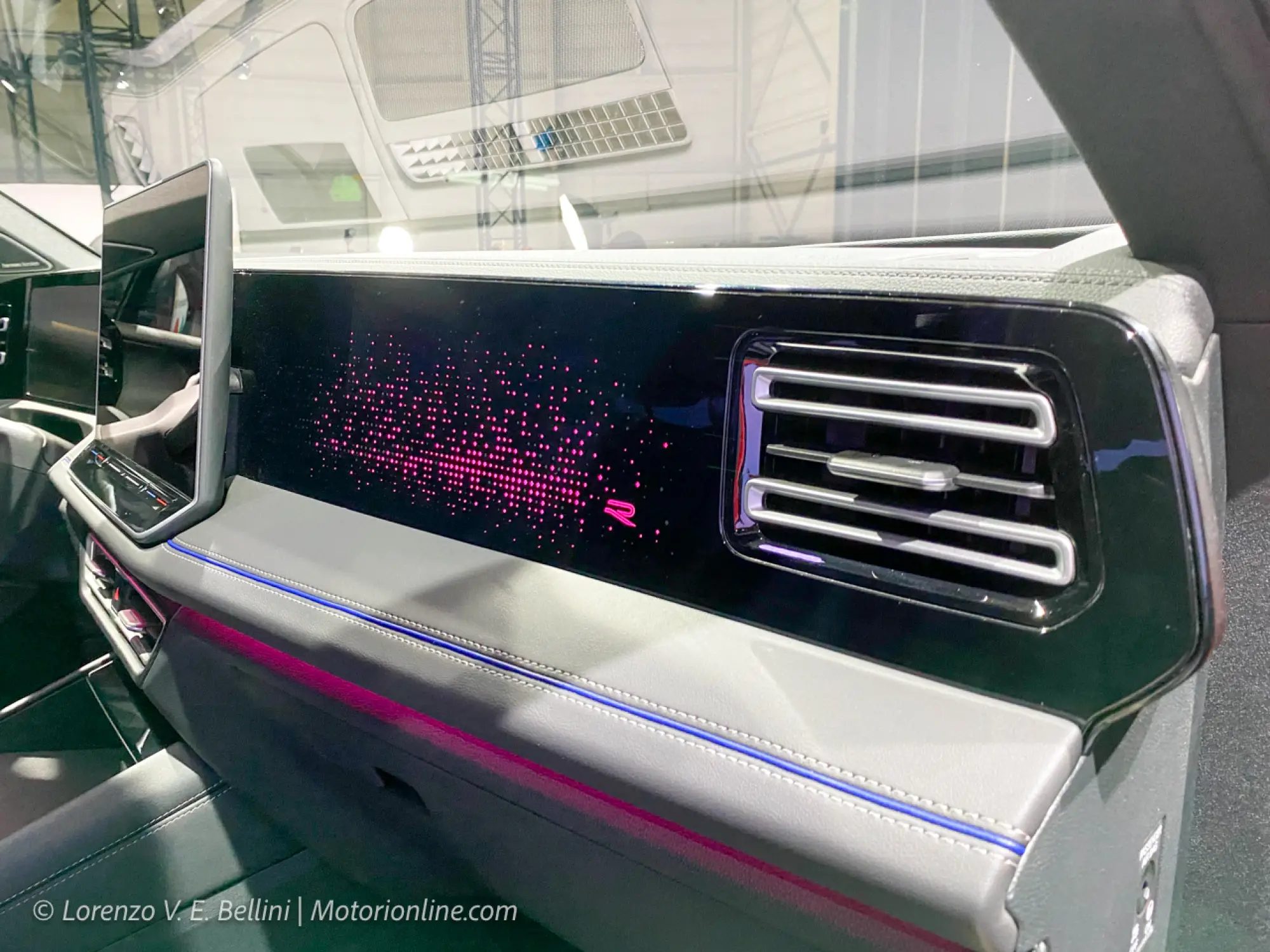 Nuova Volkswagen Tiguan 2024 - Foto dal vivo - 23