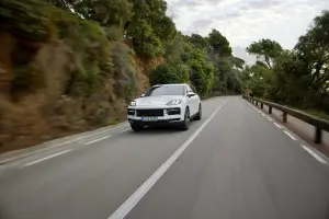 Porsche Cayenne S E-Hybrid - 3