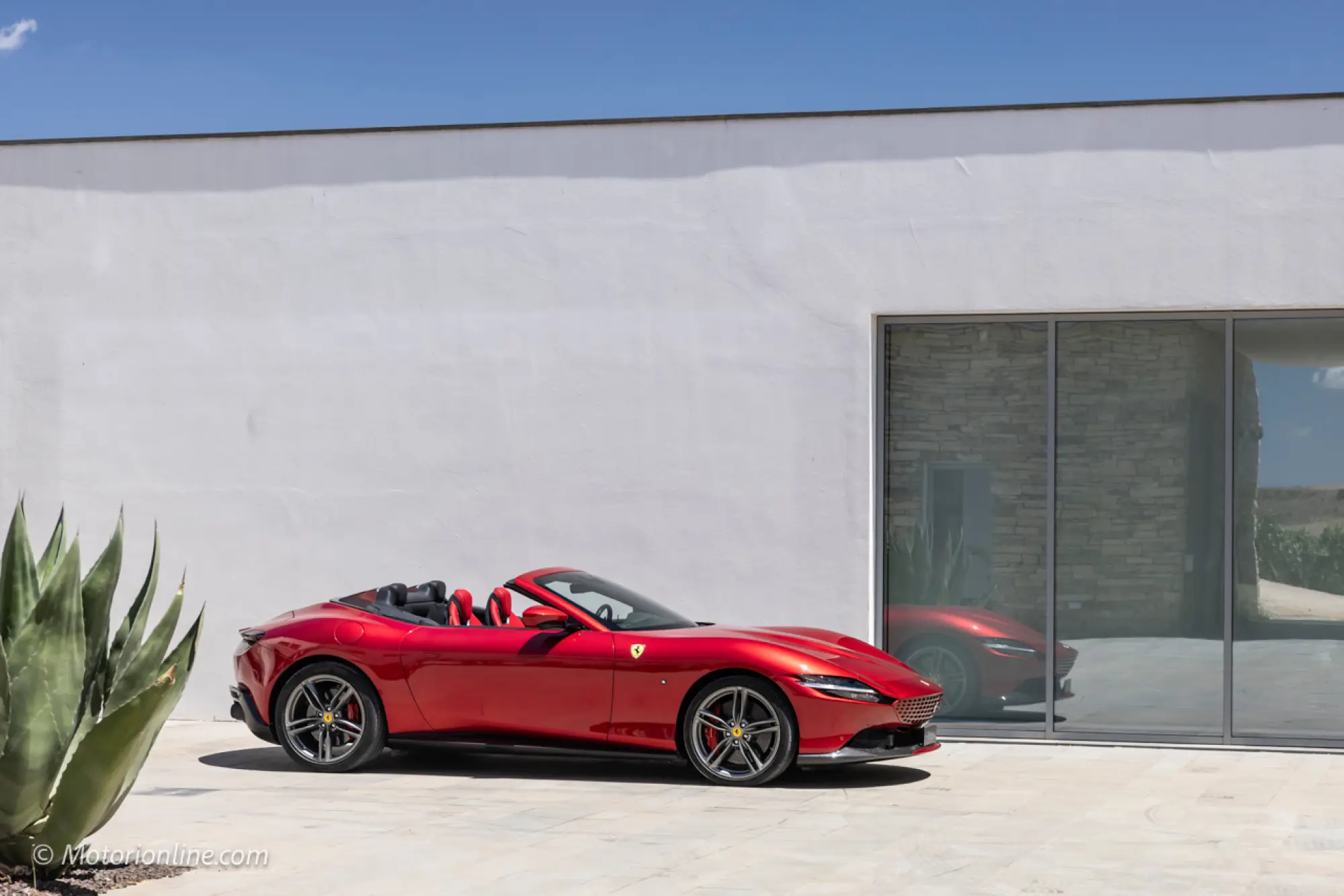 Ferrari Roma Spider - Prova su strada - 10