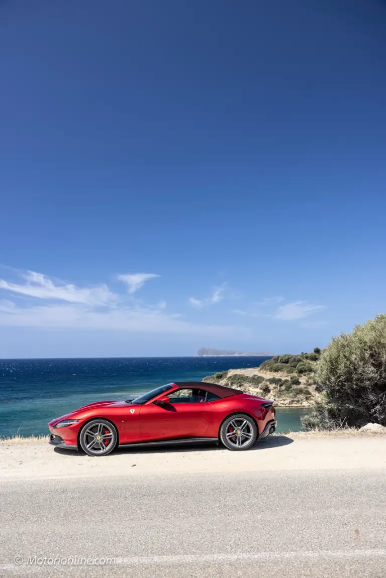 Ferrari Roma Spider - Prova su strada - 29