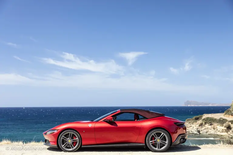 Ferrari Roma Spider - Prova su strada - 48