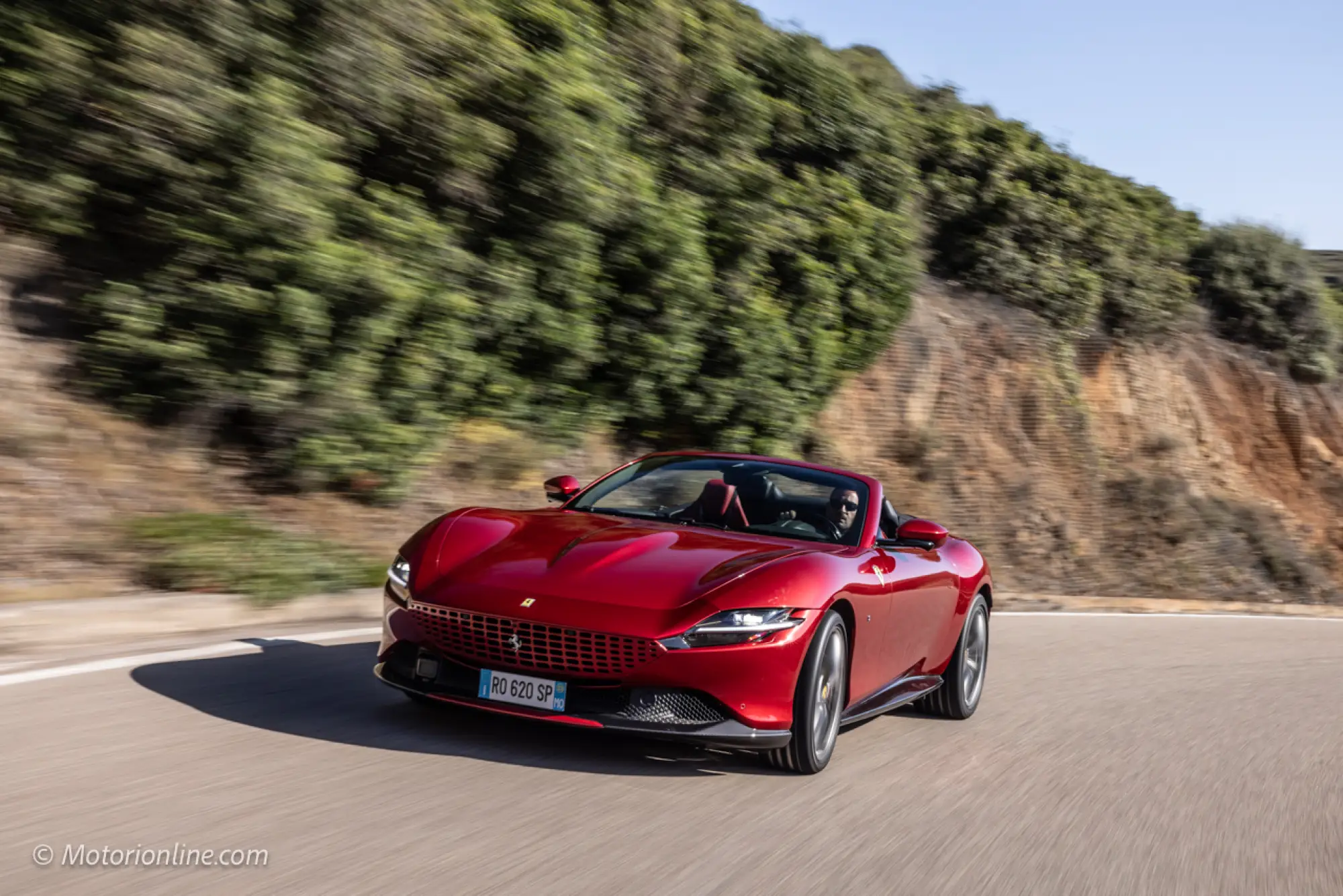 Ferrari Roma Spider - Prova su strada - 75