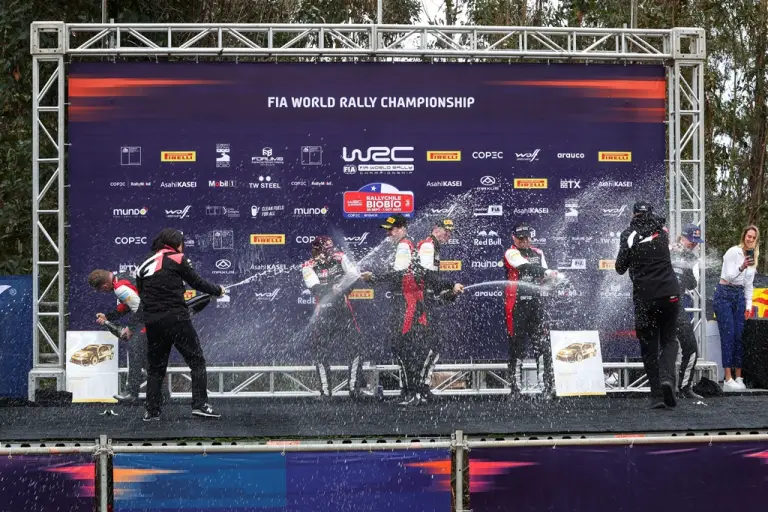 Toyota Gazoo Racing - Campione del mondo WRC 2023 - 11