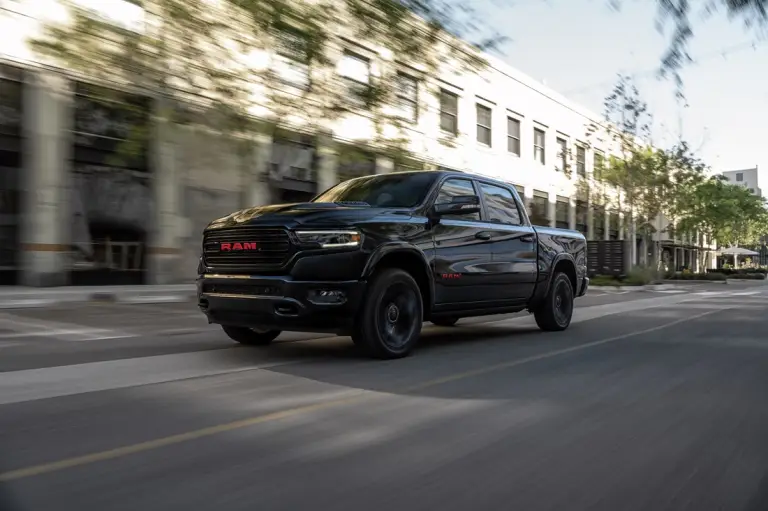RAM 1500 Limited RED Edition - Foto ufficiali - 1
