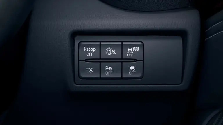 Mazda MX-5 2024 - Foto Giappone - 5