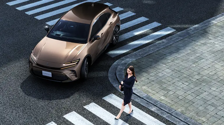 Toyota Crown Sport - 61