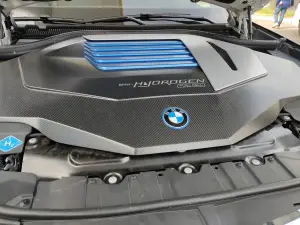 BMW iX5 Hydrogen - Prova Mestre