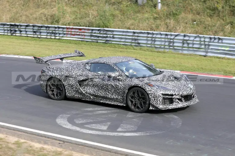 Chevrolet Corvette ZR1 2024 - Foto Spia 11-10-2023 - 20