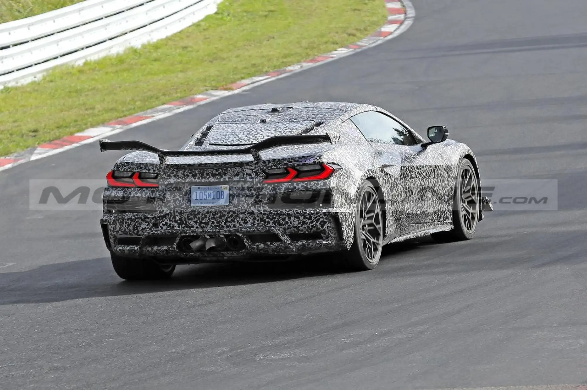 Chevrolet Corvette ZR1 2024 - Foto Spia 11-10-2023 - 19