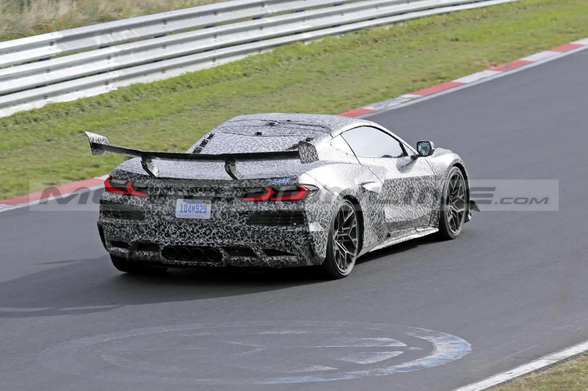 Chevrolet Corvette ZR1 2024 - Foto Spia 11-10-2023 - 6