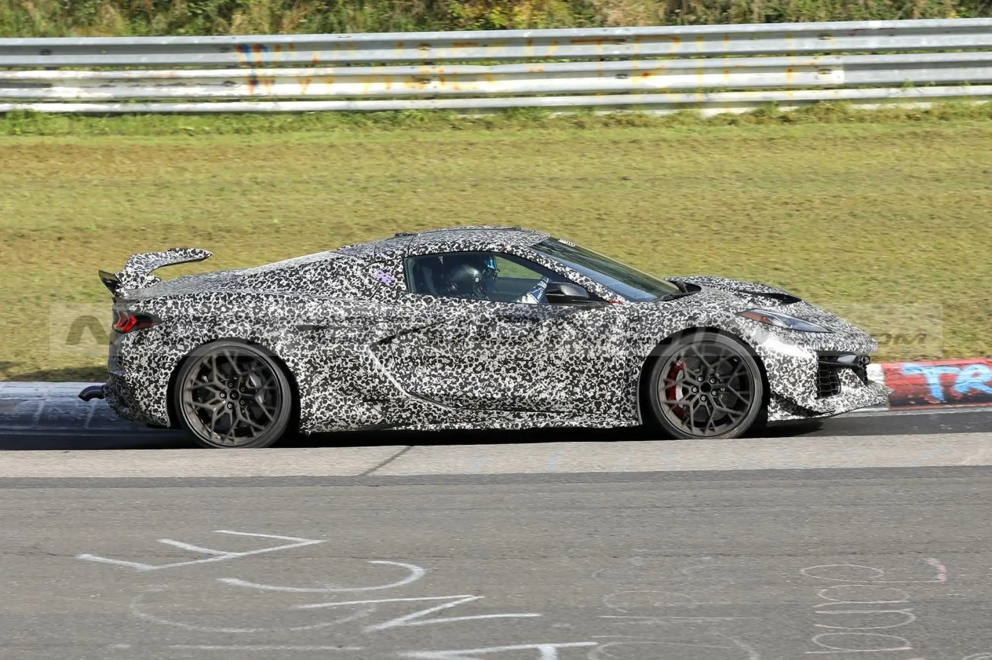 Chevrolet Corvette ZR1 2024 - Foto Spia 11-10-2023 - 16