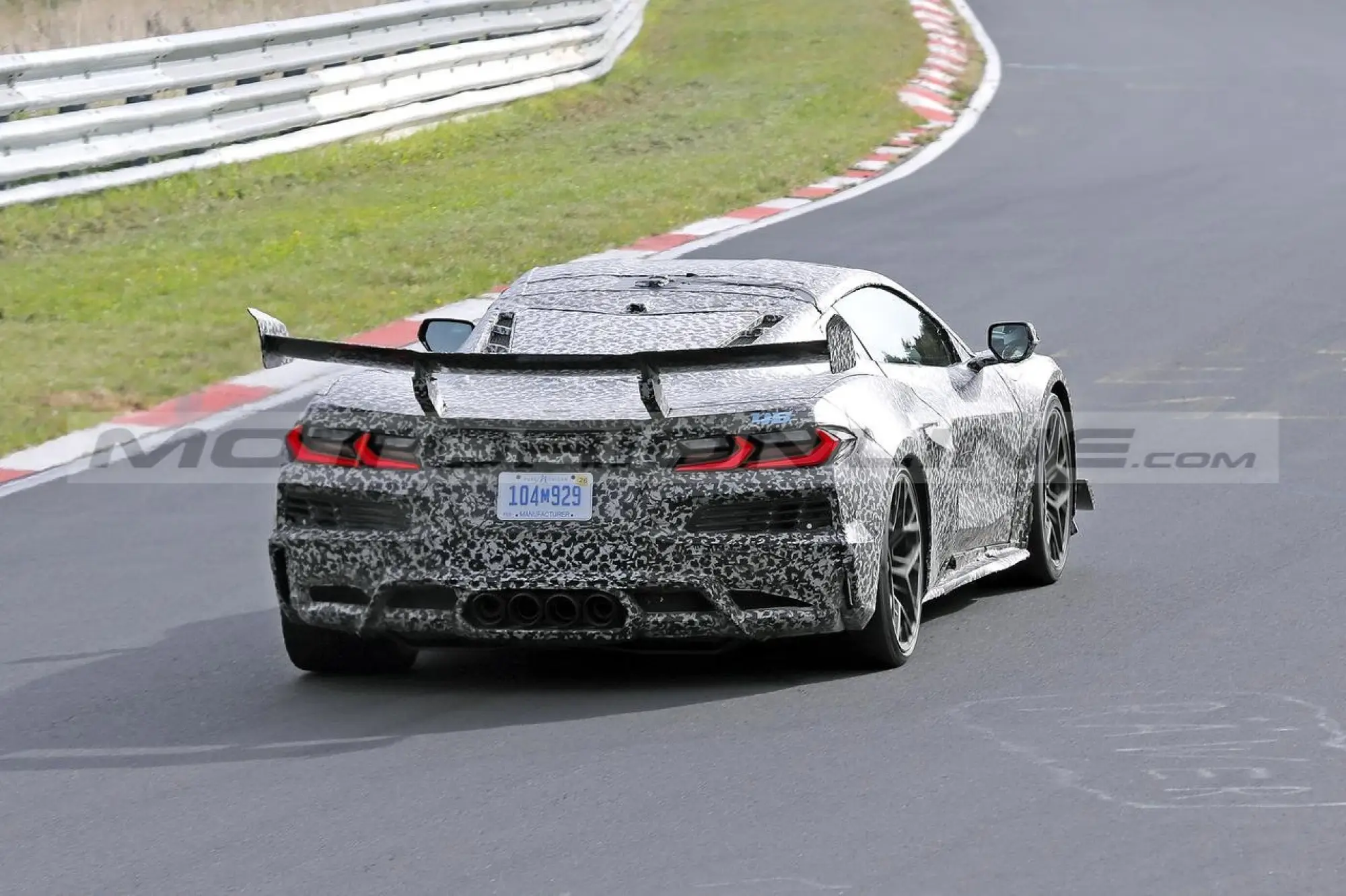 Chevrolet Corvette ZR1 2024 - Foto Spia 11-10-2023 - 8
