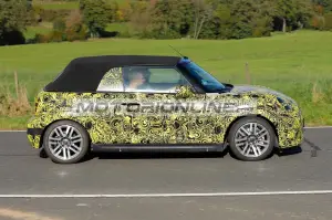 Mini Cooper 2024 - Foto spia 11-10-2023