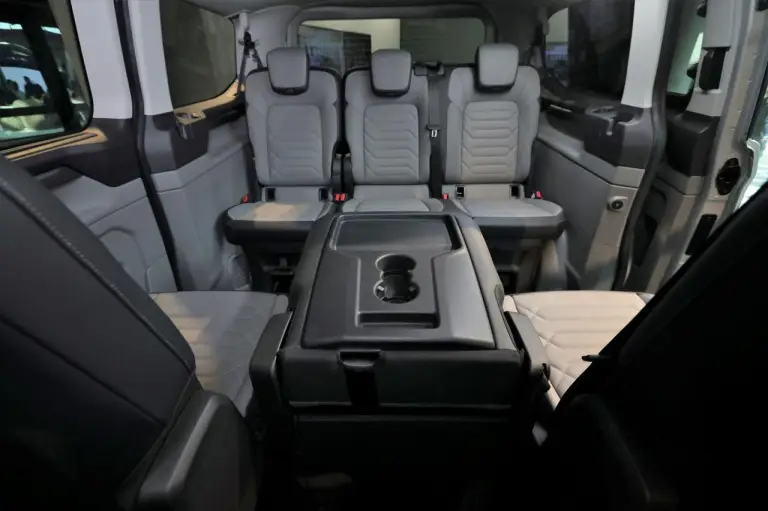 Nuovo Ford Tourneo Custom TTG Travel Experience 2023 - 2