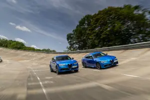 Alfa Romeo Giulia e Stelvio Quadrifoglio 2024 - 26