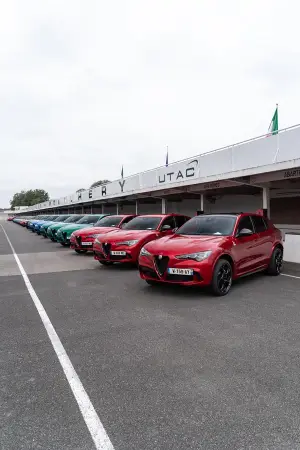 Alfa Romeo Giulia e Stelvio Quadrifoglio 2024 - 42