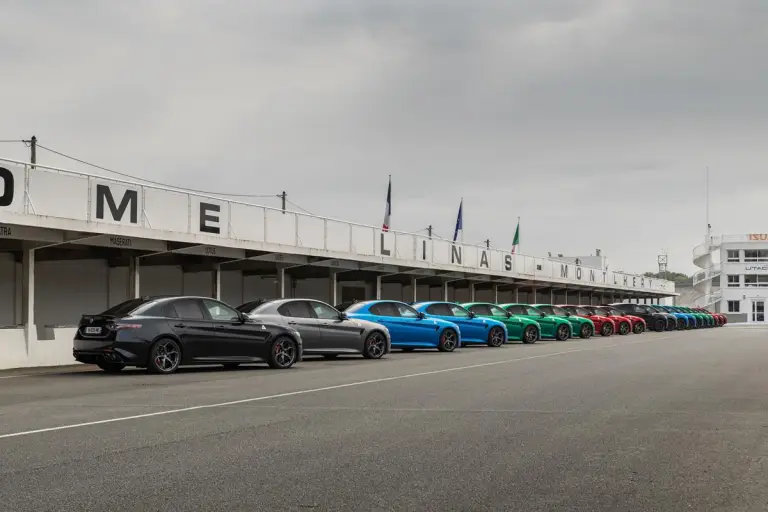 Alfa Romeo Giulia e Stelvio Quadrifoglio 2024 - 43