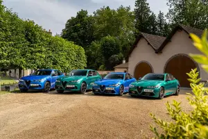 Alfa Romeo Giulia e Stelvio Quadrifoglio 2024 - 11