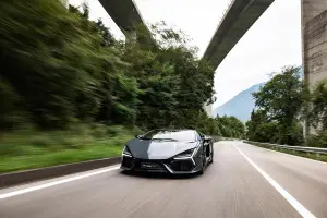 Lamborghini Revuelto 2023 - 50