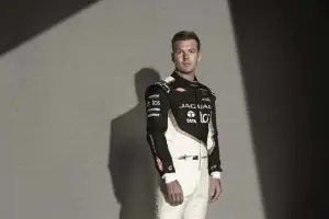 Jaguar TCS Racing - Formula E 2024 - 4