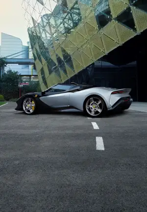 Ferrari SP-8 - 2