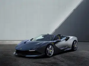 Ferrari SP-8 - 7