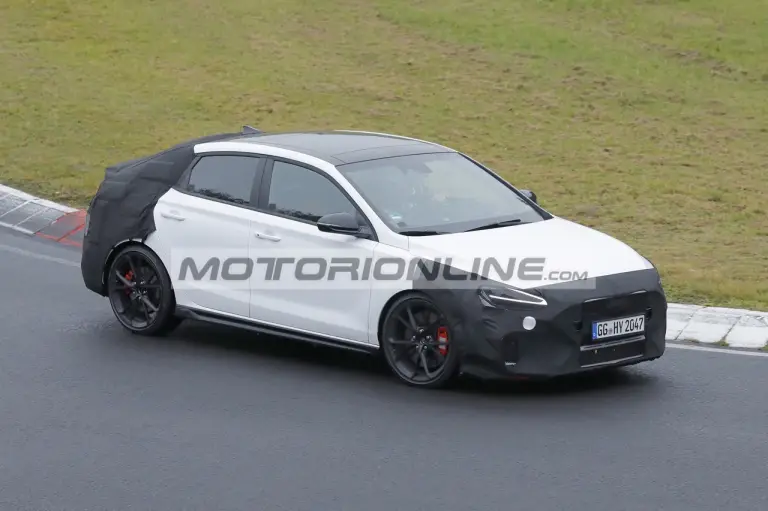 Hyundai i30 N Fastback - Foto spia 26-10-2023 - 15