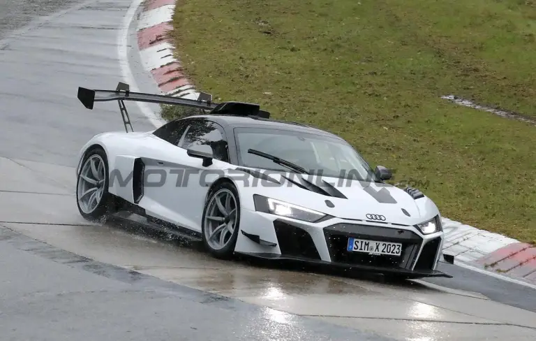 Audi R8 GT3 by Scherer - Foto spia 26-10-2023 - 1