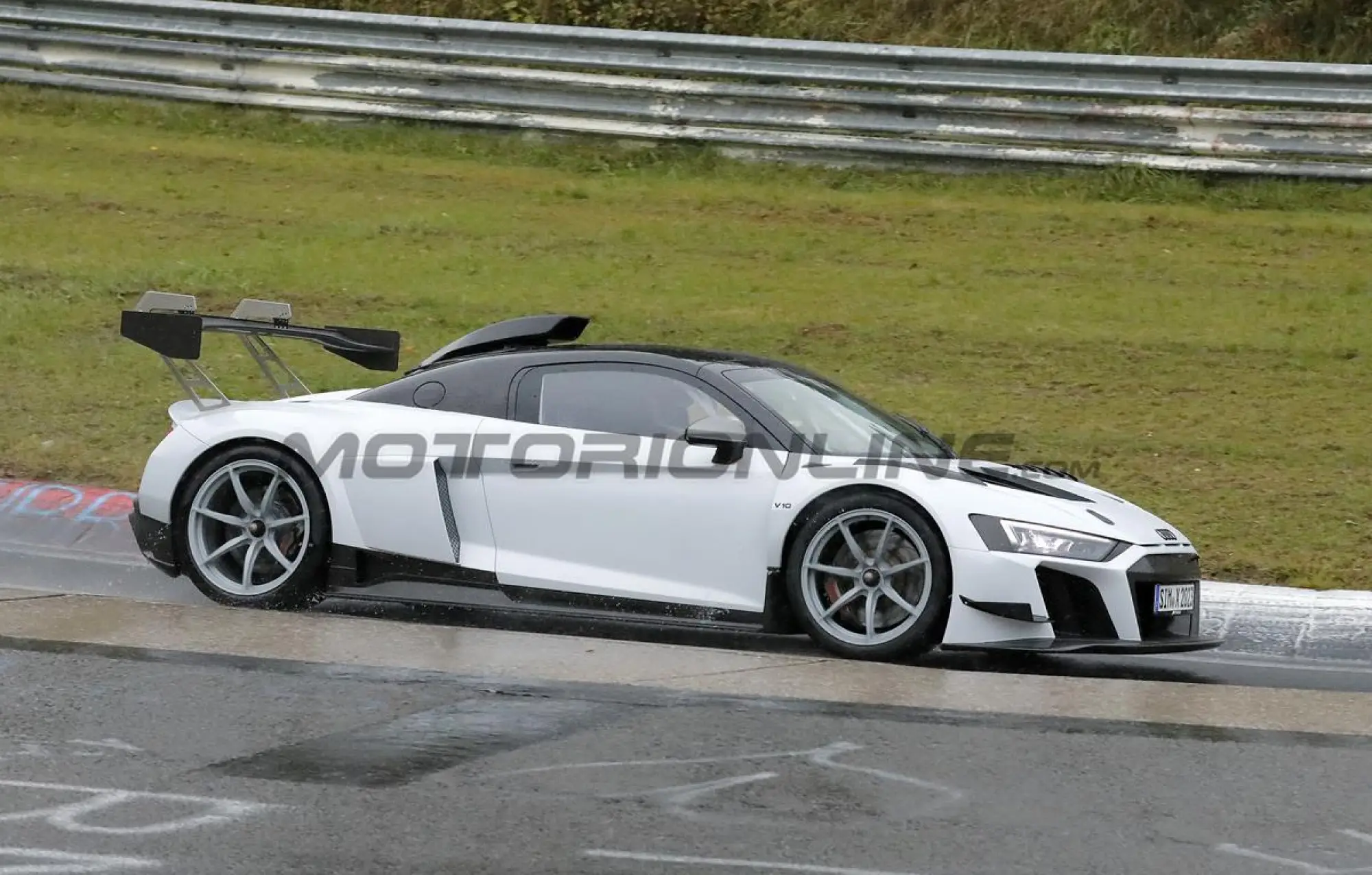 Audi R8 GT3 by Scherer - Foto spia 26-10-2023 - 8