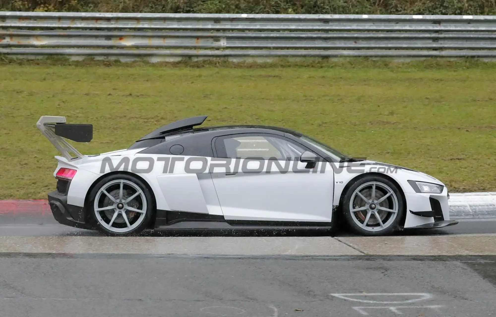 Audi R8 GT3 by Scherer - Foto spia 26-10-2023 - 3